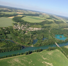 vue-aerienne-port-de-saint-pierre