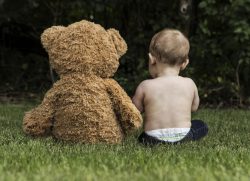 Bébé peluche